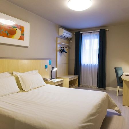 Jinjiang Inn Zhengzhou Wanda Plaza Huashan Road Екстер'єр фото
